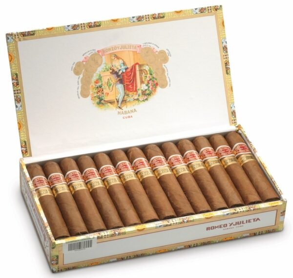 12002_Romeo_Short_Churchill_25S_sta_pac_1024x1024