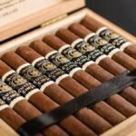 Cuatro-Cinco-RE-open-box-closeup3